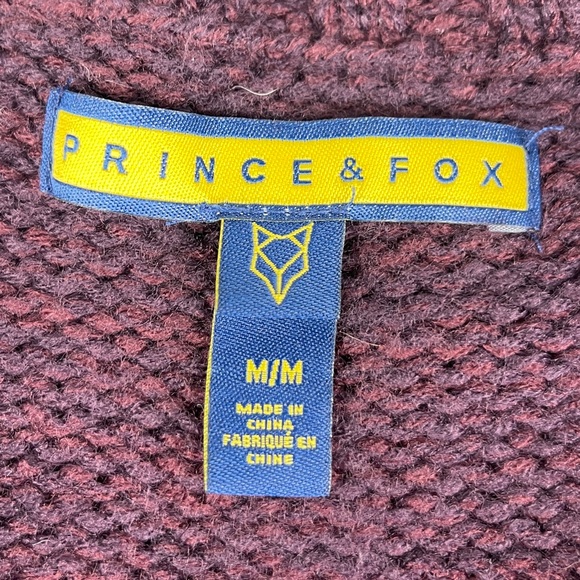 Women’s Prince & Fox Burgundy Long Sleeve Sweater Size Medium - Picture 3 of 4